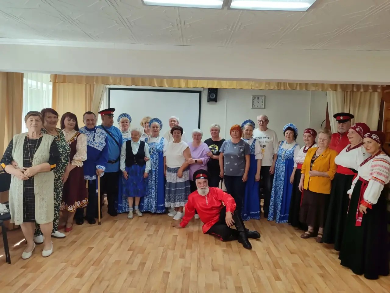 «Три Спаса—три щедрых дня»: праздник традиций и душевного тепла для клуба «Активное долголетие».