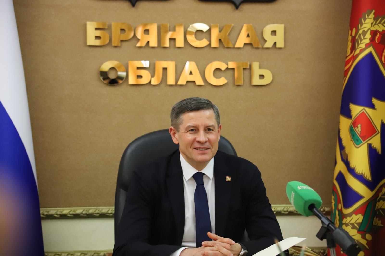 Егор Ковальчук пообещал прессе объехать все районы Брянщины