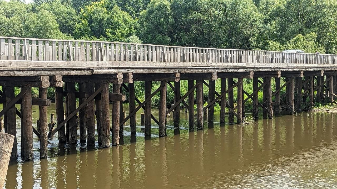 В Сельцо приняли решение о закрытии моста через реку Десна