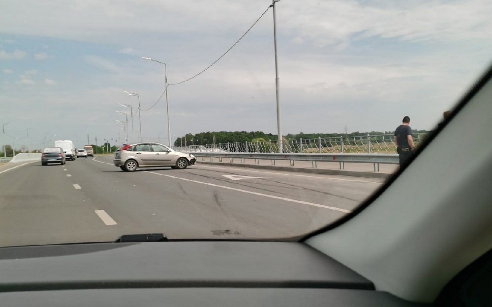 В Брянске на новой дороге от «Метро» до вокзала случилось массовое ДТП