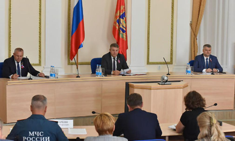 В правительстве Брянской области обсудили подготовку школ к 1 сентября