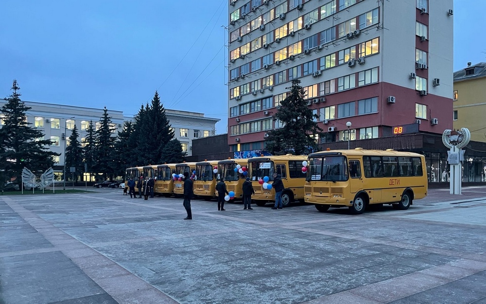 В школы Брянской области поступит еще 42 автобуса
