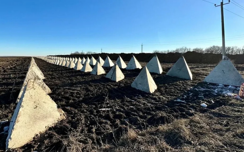 В Брянской области начали торговать заградительными противотанковыми пирамидами