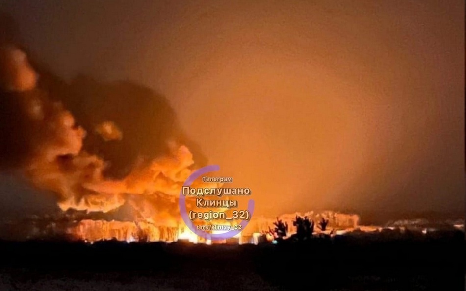 Baza: В Брянской области ночью беспилотники атаковали комбинат «Слава»
