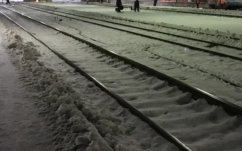 В результате обстрела в Суземке повреждены железнодорожные пути