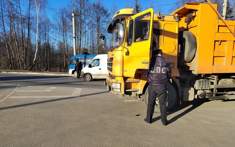 В центре внимания сотрудников ГИБДД в Брянске оказались грузовики