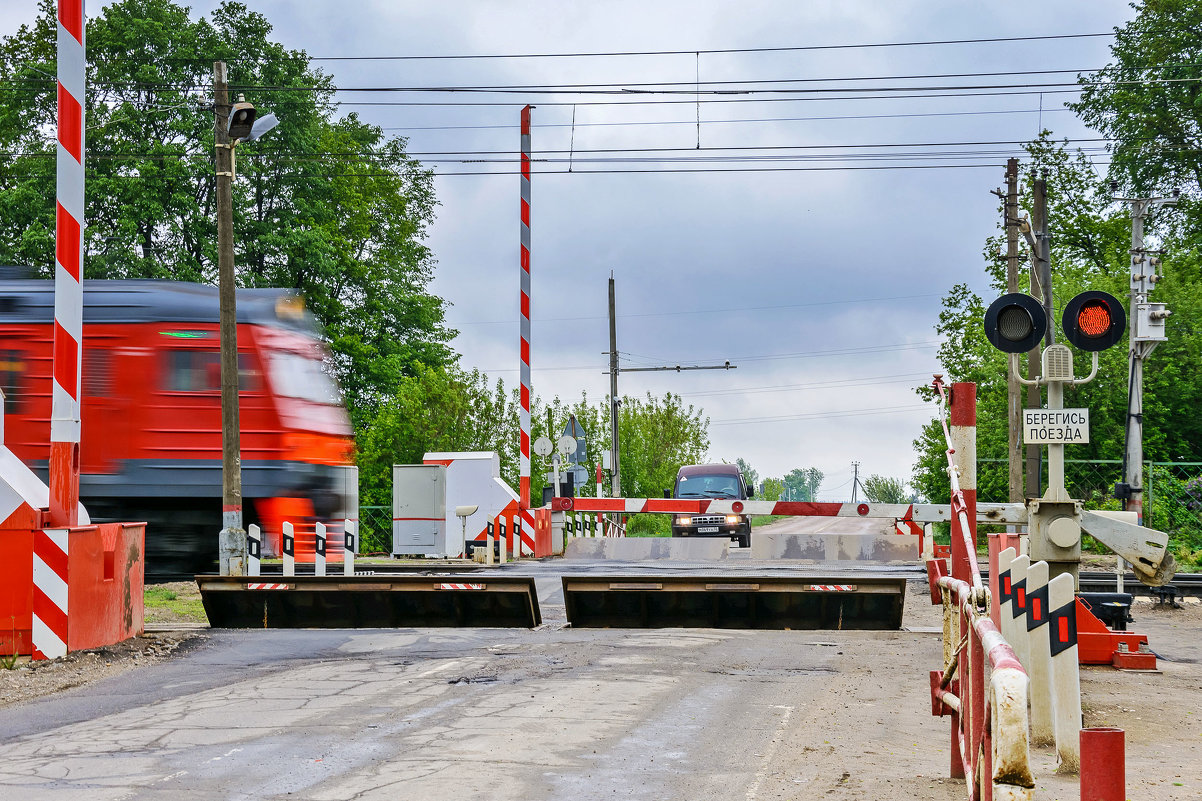 В Навле закроют железнодорожный переезд