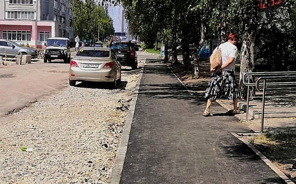 На улице Медведева в Брянске расширят проезжую часть