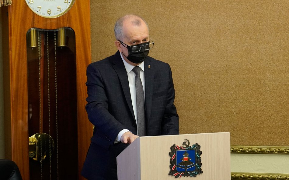 Губернатор внес изменения в состав правительства Брянской области