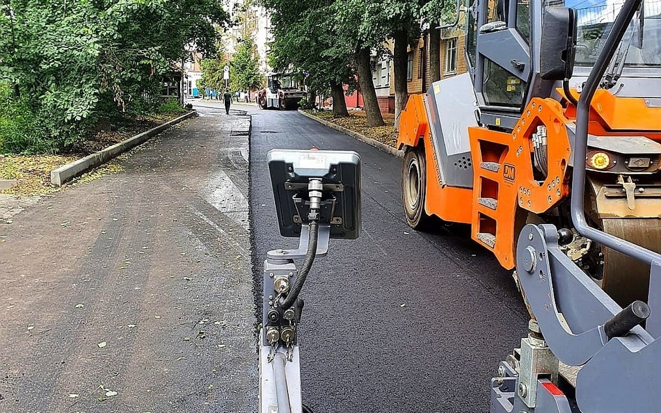 В Брянске ремонтируют убитую дорогу на улице Пролетарской