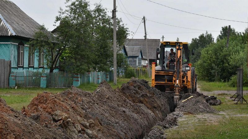В Клетне идет строительство водопроводной сети за 19,3 млн рублей