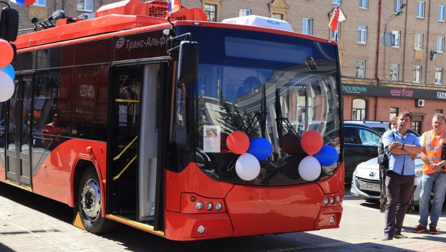 В Брянске новенький красный троллейбус выйдет на маршрут № 14