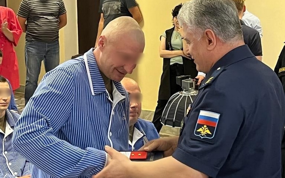 Раненный на Украине брянский экс-полицейский получил медаль «За Отвагу»