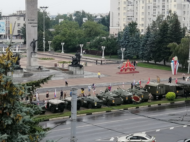 В Брянске проходит международный бронепробег «Дорога мужества»
