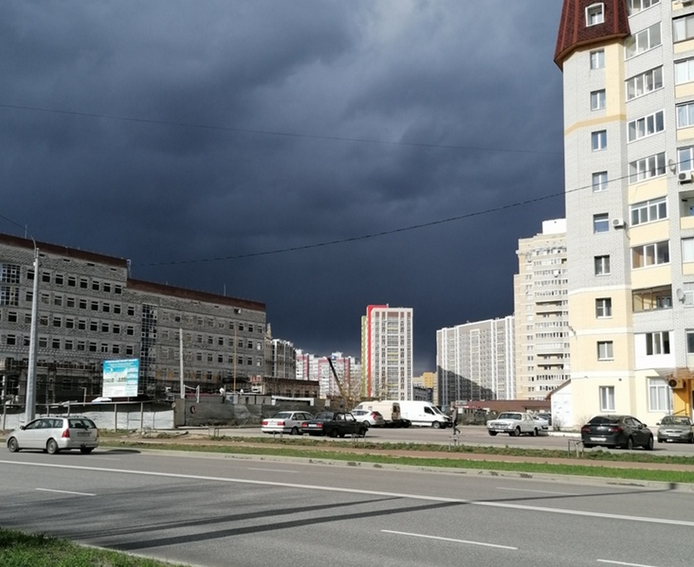 МЧС предупредило жителей Брянской области о дождях с грозами 18 июня