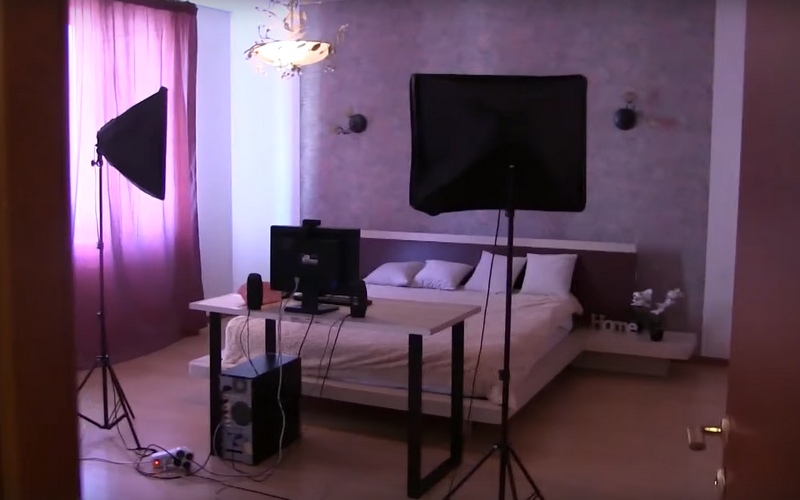 В Саратове сняли на видео штурм порностудии, находившейся в особняке