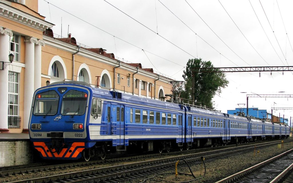 Расписание пригородных поездов Унечского направления на май