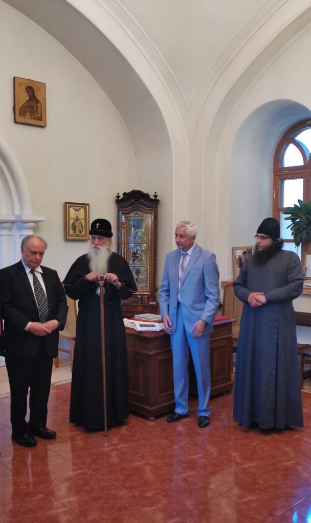 Меценат из Австралии в честь Дня народного единства посетит Клинцы