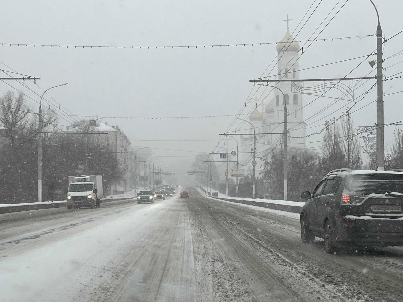 Управляющие компании в Брянске решили «забить» на снегопад