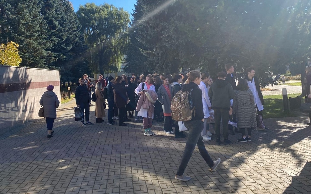 Из Брянского госуниверситета эвакуировали студентов и педагогов