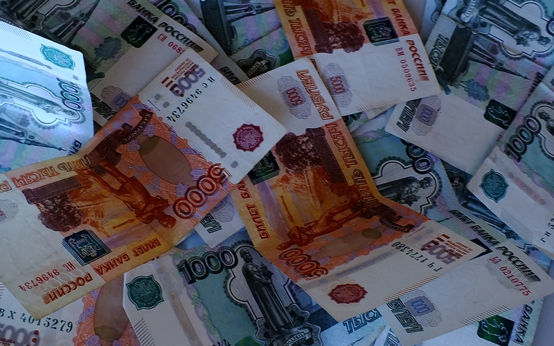 Число попыток незаконно вывезти деньги из России выросли на 93%