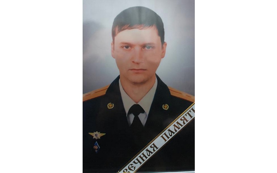 В Жуковке простились с погибшим гвардии капитаном Кириллом Алдухиным