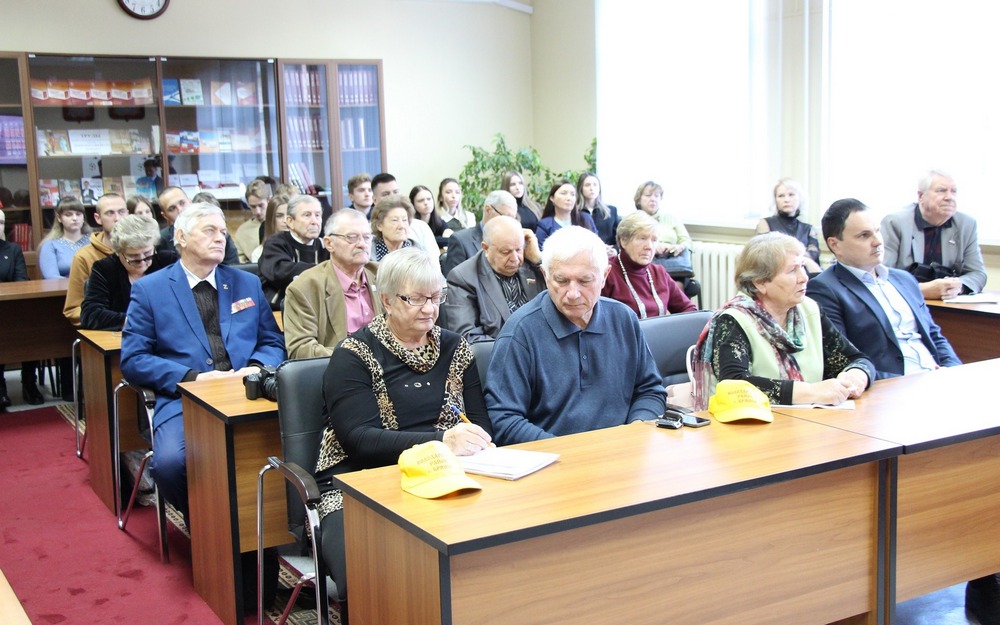 В Брянске появились кабинеты правовой помощи пенсионерам