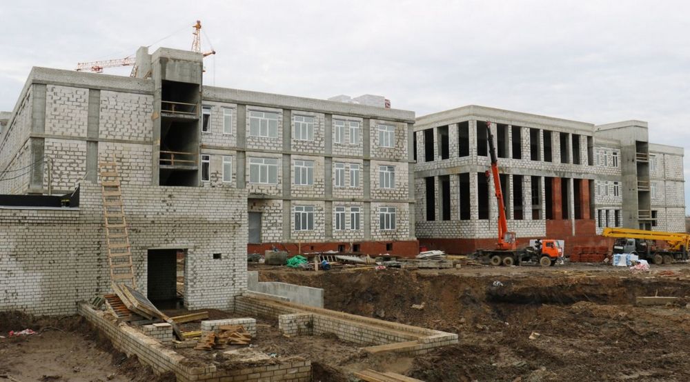 В Брянске полным ходом идет строительство школы в 4-м микрорайоне
