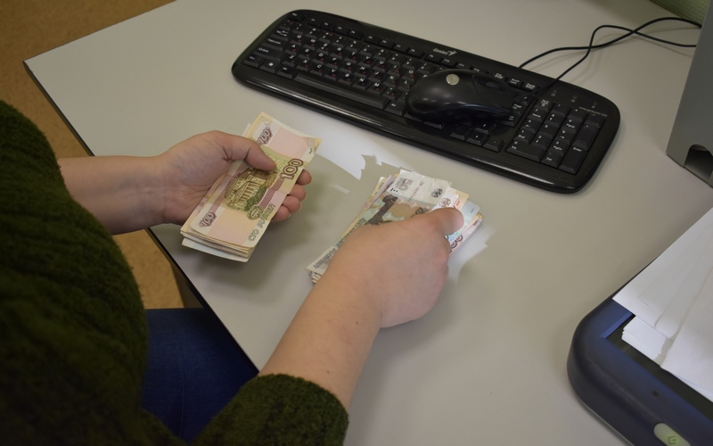 В Брянской области средняя зарплата увеличилась до 34,9 тысячи рублей