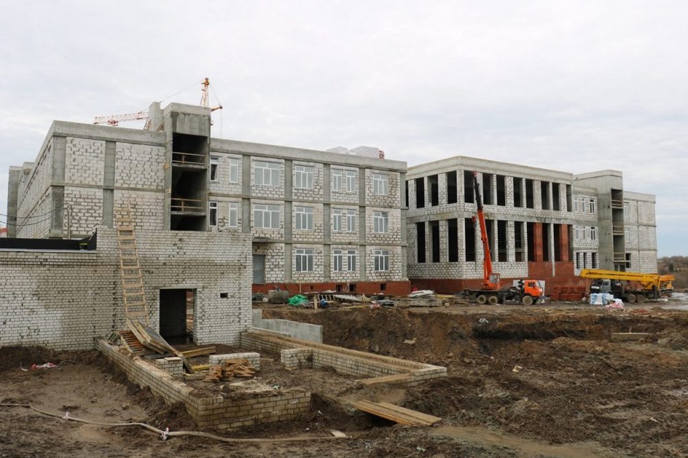 Открытие новой школы № 72 в Брянске прекратит дефицит ученических мест
