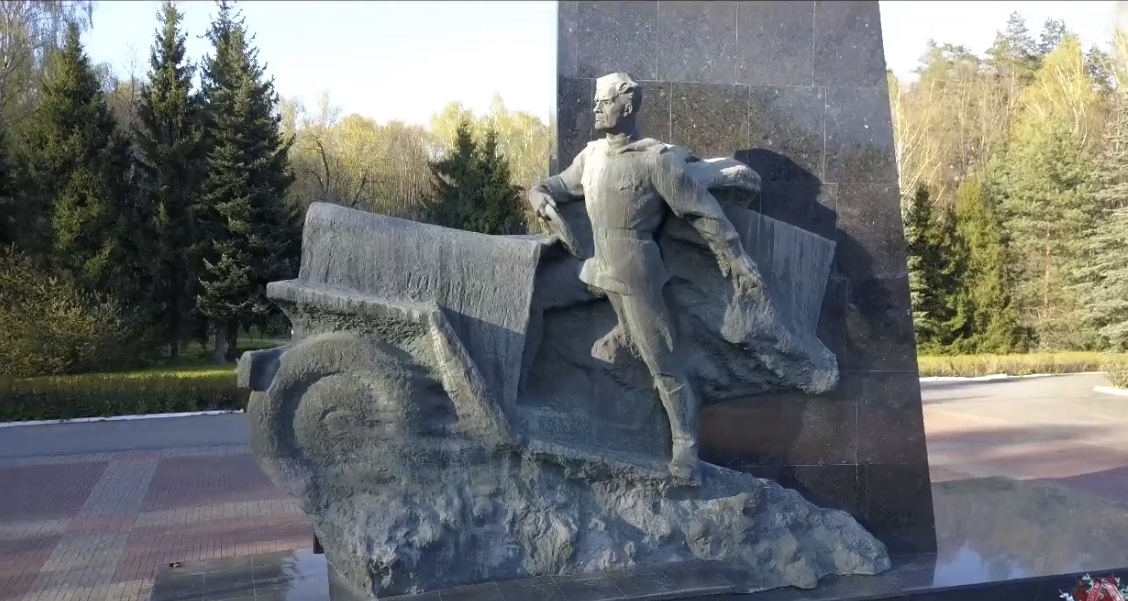 В Брянске сняли видео о мемориале Воинам-водителям