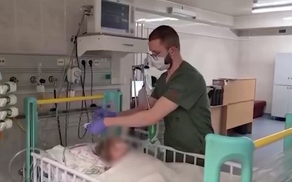 Врачи назвали тяжелым состояние брянского малыша, раненного при обстреле ВСУ