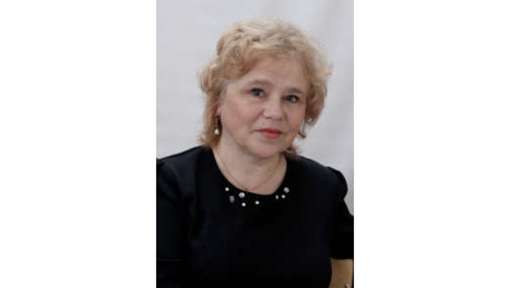 Елена Андронова из Брянской области стала Заслуженным учителем России