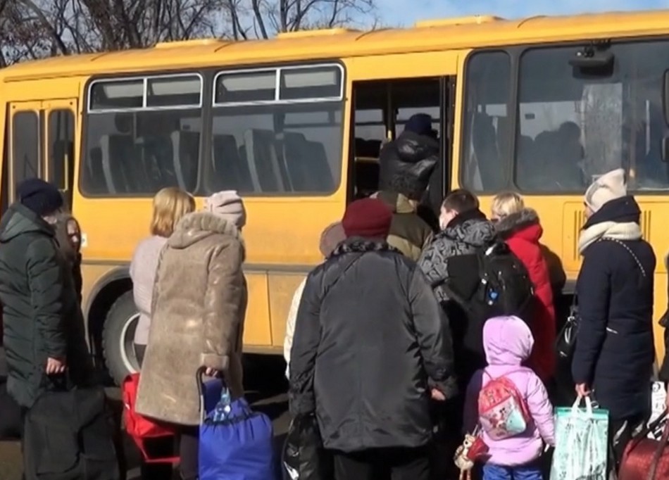 Первую партию беженцев из ДНР и ЛНР доставят в Брянскую область 20 февраля