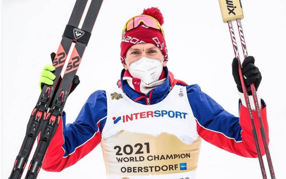 Брянский лыжник Александр Большунов взял третье олимпийское золото