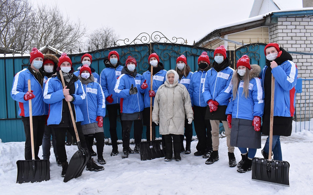 Брянские студенты присоединились к акции «Снежный десант»