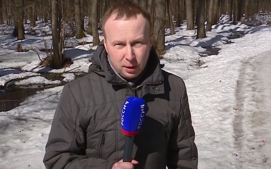 Брянский журналист Довидович провел на границе 3 с половиной часа