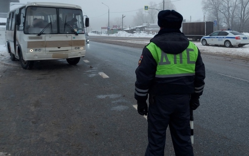 ГИБДД проверит водителей автобусов в Брянской области 25 и 26 февраля