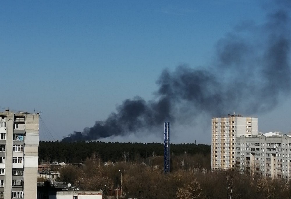 В Брянске случился крупный пожар на пилораме