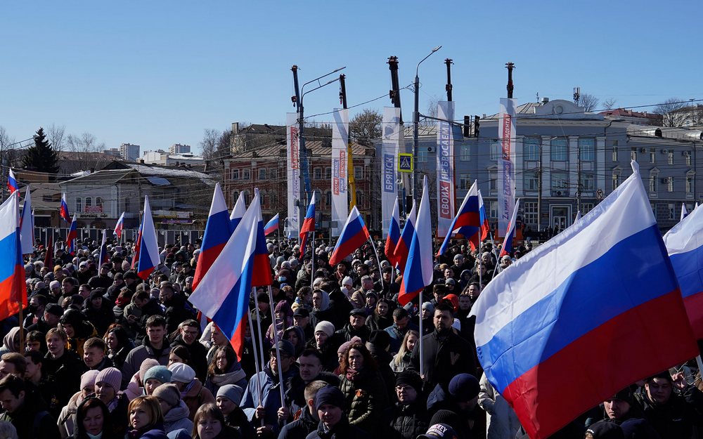 На митинге-концерте к жителям Брянска обратился житель Крыма