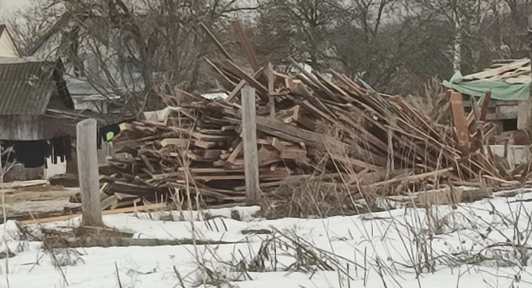 В селе Бордовичи выросла свалка из строительных отходов