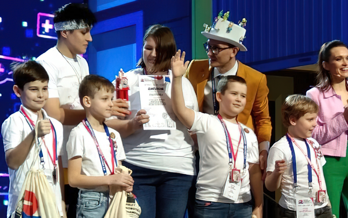 Юные гимназисты из Брянска вышли в финал Robotics Championship
