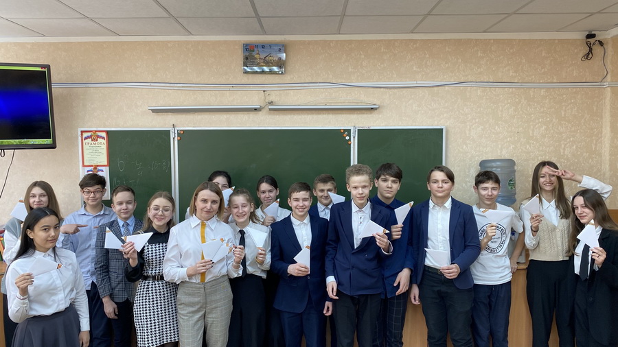 Брянским школьникам рассказали о военной операции на Украине