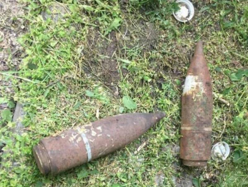 В Брянском районе обнаружили 2 артиллерийских снаряда