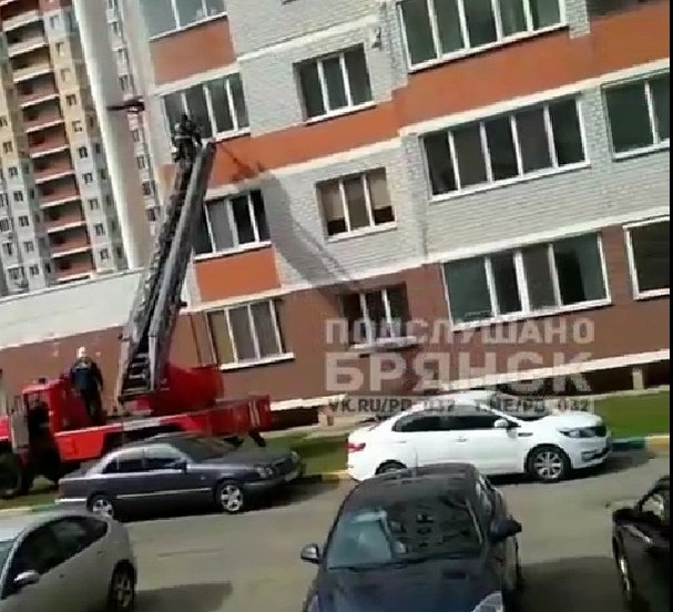 В Советском районе на проспекте Станке Димитрова случился пожар