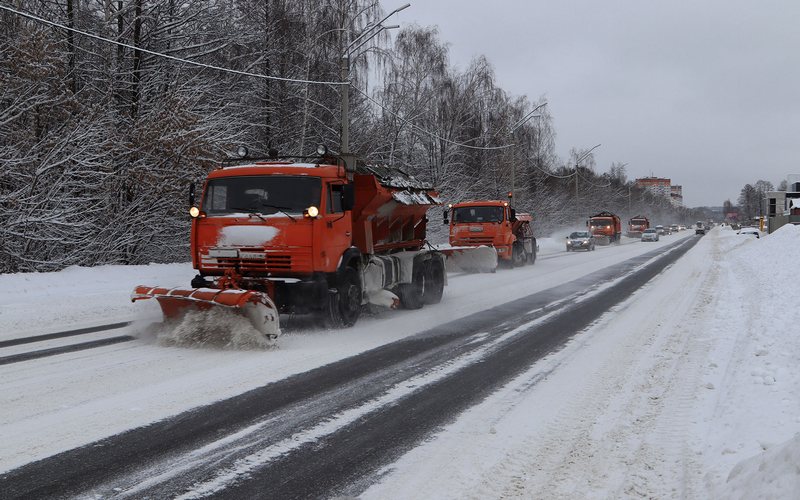 Дорожники Брянской области готовят спецтехнику для расчистки федеральных трасс зимой