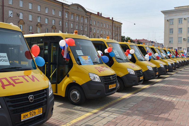 В Брянской области для подвоза школьников приготовили 305 автобусов