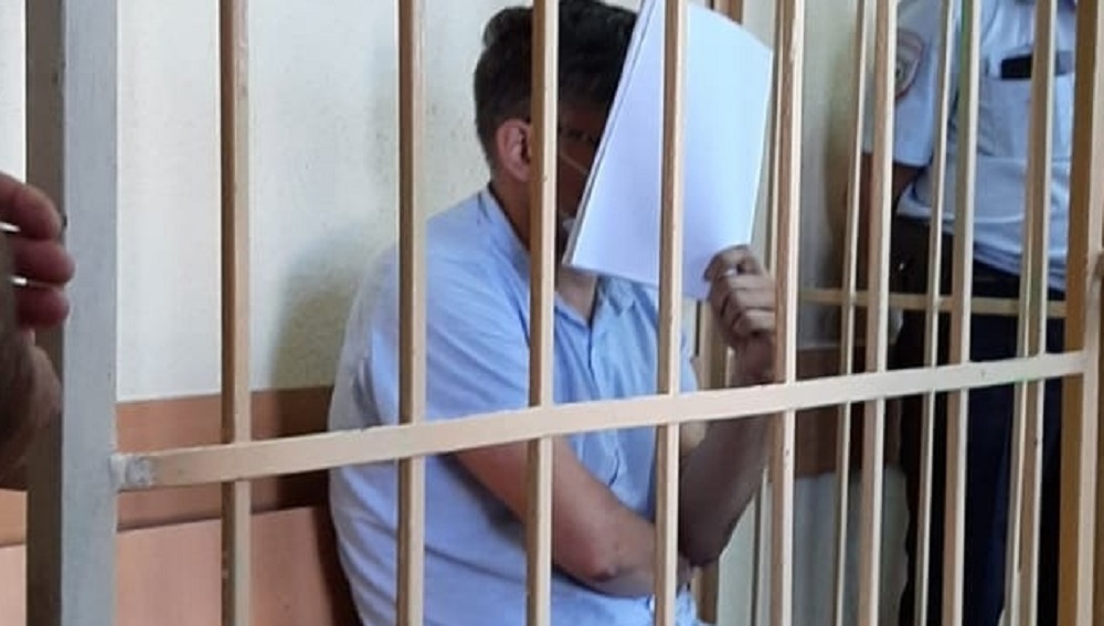 В Брянске арестованного по делу о коррупции Владимира Чашникова оставили под стражей