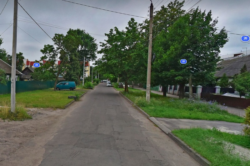 Прокуратура потребовала отремонтировать дорогу на улице Ленинградской в Брянске
