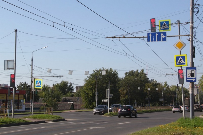 На Станке Димитрова в Брянске установили семь умных светофоров